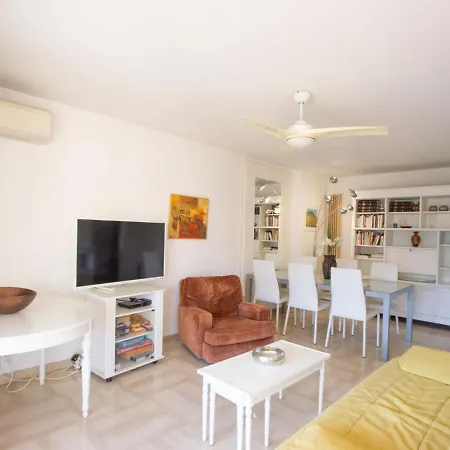 Les Jardins Du Luxembourg By Interhome Apartamento